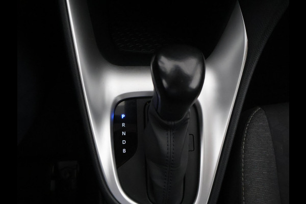 Toyota Yaris 1.5 HYBRID DYNAMIC SILVERLINE GARANTIE TOT 9-2031 CARPLAY NAVIGATIE .CAMERA. ADAPTIEVE CRUISE CONTROL . APPLE CARPLAY & ANDRIOD AUTO .