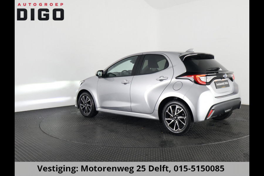 Toyota Yaris 1.5 HYBRID DYNAMIC SILVERLINE GARANTIE TOT 9-2031 CARPLAY NAVIGATIE .CAMERA. ADAPTIEVE CRUISE CONTROL . APPLE CARPLAY & ANDRIOD AUTO .