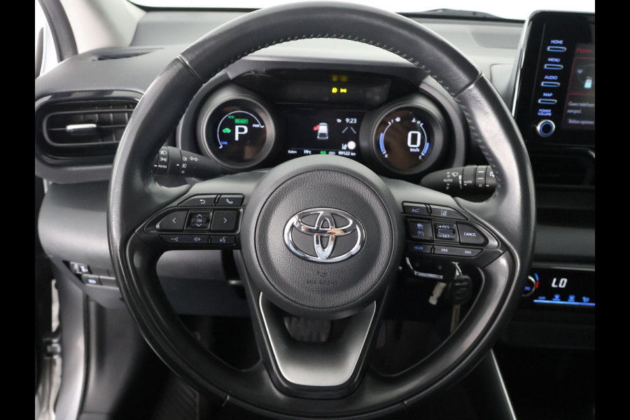 Toyota Yaris 1.5 HYBRID DYNAMIC SILVERLINE GARANTIE TOT 9-2031 CARPLAY NAVIGATIE .CAMERA. ADAPTIEVE CRUISE CONTROL . APPLE CARPLAY & ANDRIOD AUTO .