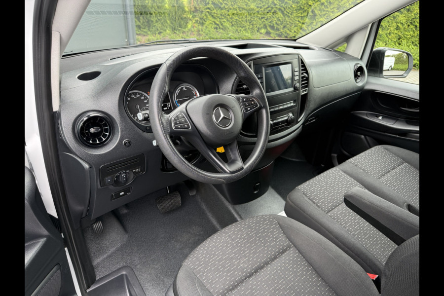 Mercedes-Benz eVito 66 kWh / FULL ELECTRIC / L2H1 / AUTOMAAT / BOTT INRICHTING / 1e EIG. / CAMERA / 3-ZITS / CRUISE