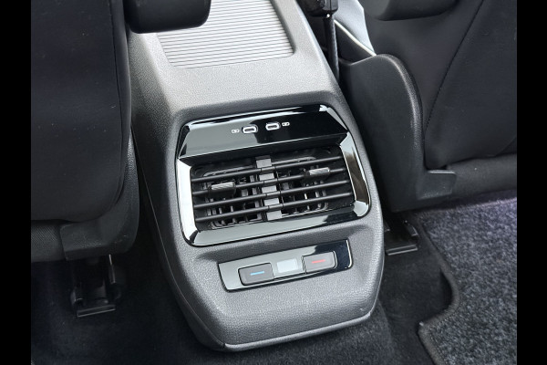Volkswagen ID.4 Max 82kWh SOH 93% Warmtepomp Panoramdak Ergo Active+Memory Head-Up Display 360°Camera Stoel+Stuurverwarming Navi Ecc Pdc Apple Carplay/Android Auto Lmv 21" Keyless advanced display Matrix led Dodehoek detector Dealeronderhouden 1e Eigenaar Origineel Nederlandse Auto