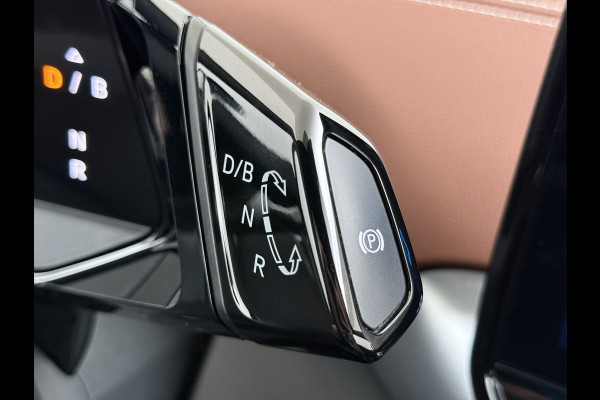 Volkswagen ID.4 Max 82kWh SOH 93% Warmtepomp Panoramdak Ergo Active+Memory Head-Up Display 360°Camera Stoel+Stuurverwarming Navi Ecc Pdc Apple Carplay/Android Auto Lmv 21" Keyless advanced display Matrix led Dodehoek detector Dealeronderhouden 1e Eigenaar Origineel Nederlandse Auto