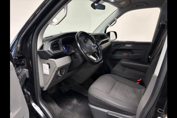Volkswagen Transporter 2.0 TDI L2H1 28 Dubbele Cabine Highline Automaat Cruise Control Airco Navigatie Parkeersensoren Camera