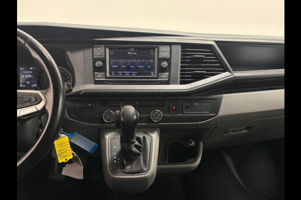 Volkswagen Transporter 2.0 TDI L2H1 28 Dubbele Cabine Highline Automaat Cruise Control Airco Navigatie Parkeersensoren Camera