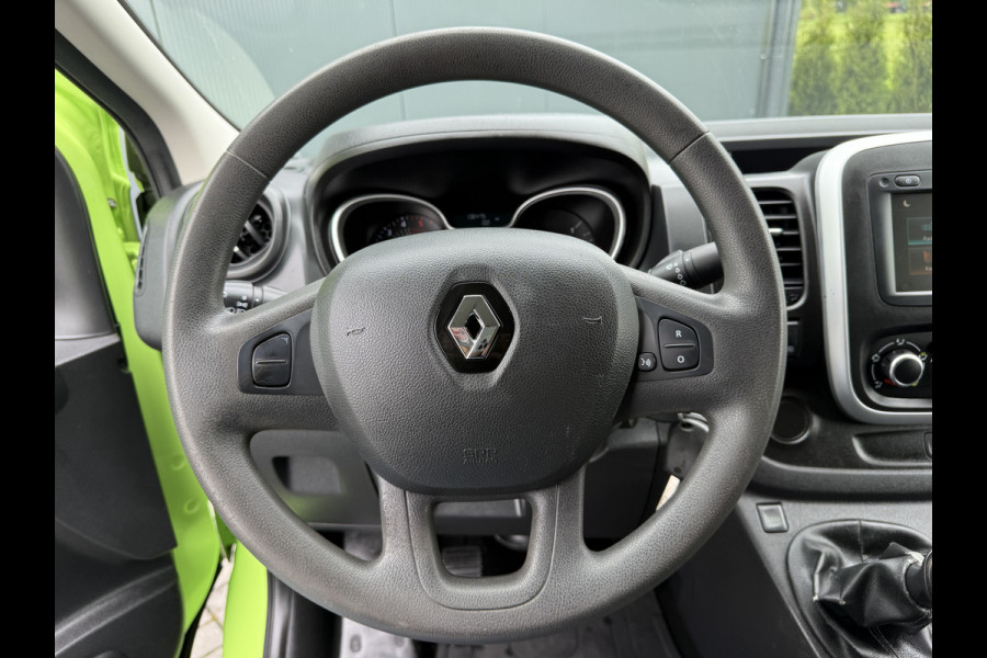 Renault Trafic 1.6 dCi / L1H1 / 1e EIG. / BOTT INRICHTING / TREKHAAK / IMPERIAAL / 3-ZITS / AIRCO / CRUISE / NAVI