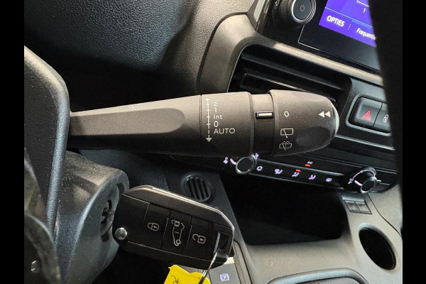 Peugeot Partner 1.5 BlueHDI Premium L2 Navigatie Apple Carplay/ Android Auto Parkeersensoren achter Cruise Control Airco