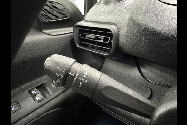 Peugeot Partner 1.5 BlueHDI Premium L2 Navigatie Apple Carplay/ Android Auto Parkeersensoren achter Cruise Control Airco