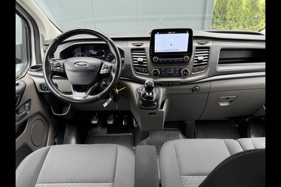 Ford Transit Custom 2.0 TDCI / L2H1 / DUBBELE CABINE / 1e EIG. / INRICHTING / TREKHAAK / CAMERA / 6-PERS.