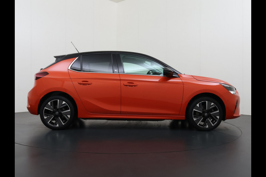Opel CORSA-E Autom. Elegance 50kWh Stuur+Stoelverwarming 360°Camera Apple Carplay Android Auto Ecc Navi Pdc Keyless Regen-Lichtsensor Lane Assist Privacy Glas Lmv Bluetooth Isofix DAB Dealeronderhouden Origineel Nederlandse Auto