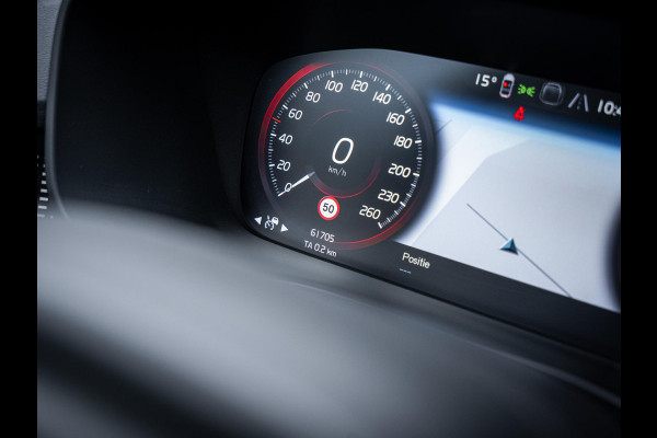 Volvo XC40 1.5 T4 Recharge R-Design - Thunder Grey l 20'' l BTW l Trekhaak