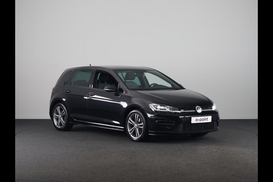 Volkswagen Golf 1.5 TSI Highline Business R 150 PK | Automaat (DSG) | Navigatie | Camera | Digitaal dashboard