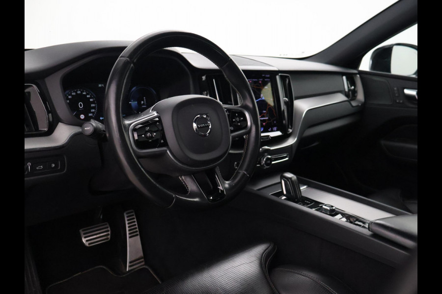 Volvo XC60 2.0 RECHARGE T6 340 PK R-DESIGN + 22 INCH LMV | TREKHAAK | PANORAMA | HK | STOELVENTILATIE