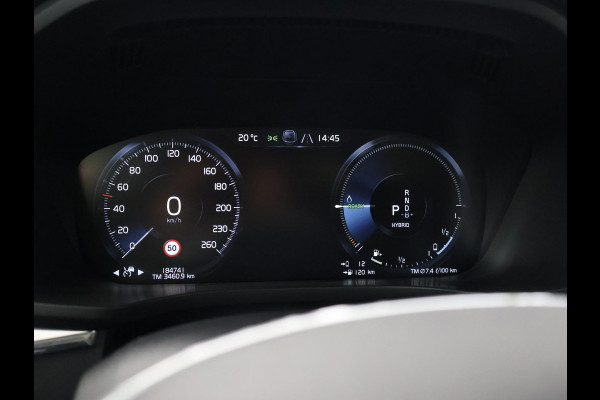 Volvo XC60 2.0 RECHARGE T6 340 PK R-DESIGN + 22 INCH LMV | TREKHAAK | PANORAMA | HK | STOELVENTILATIE