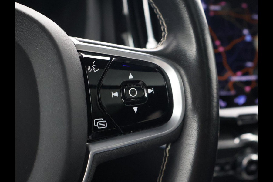 Volvo XC60 2.0 RECHARGE T6 340 PK R-DESIGN + 22 INCH LMV | TREKHAAK | PANORAMA | HK | STOELVENTILATIE