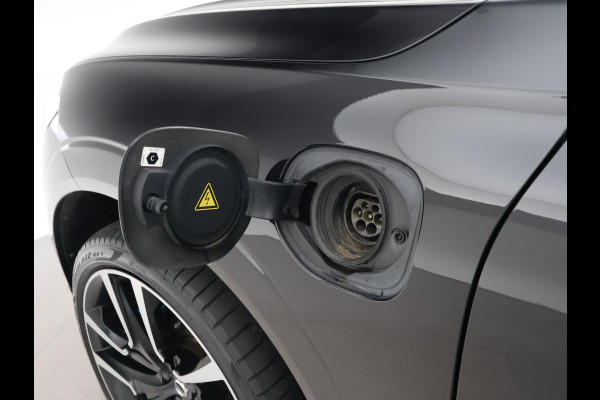 Volvo XC60 2.0 RECHARGE T6 340 PK R-DESIGN + 22 INCH LMV | TREKHAAK | PANORAMA | HK | STOELVENTILATIE