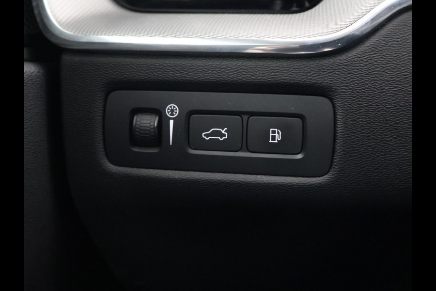Volvo XC60 2.0 RECHARGE T6 340 PK R-DESIGN + 22 INCH LMV | TREKHAAK | PANORAMA | HK | STOELVENTILATIE
