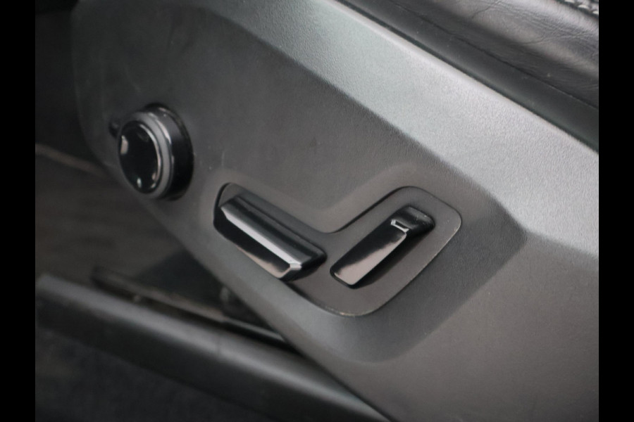 Volvo XC60 2.0 RECHARGE T6 340 PK R-DESIGN + 22 INCH LMV | TREKHAAK | PANORAMA | HK | STOELVENTILATIE