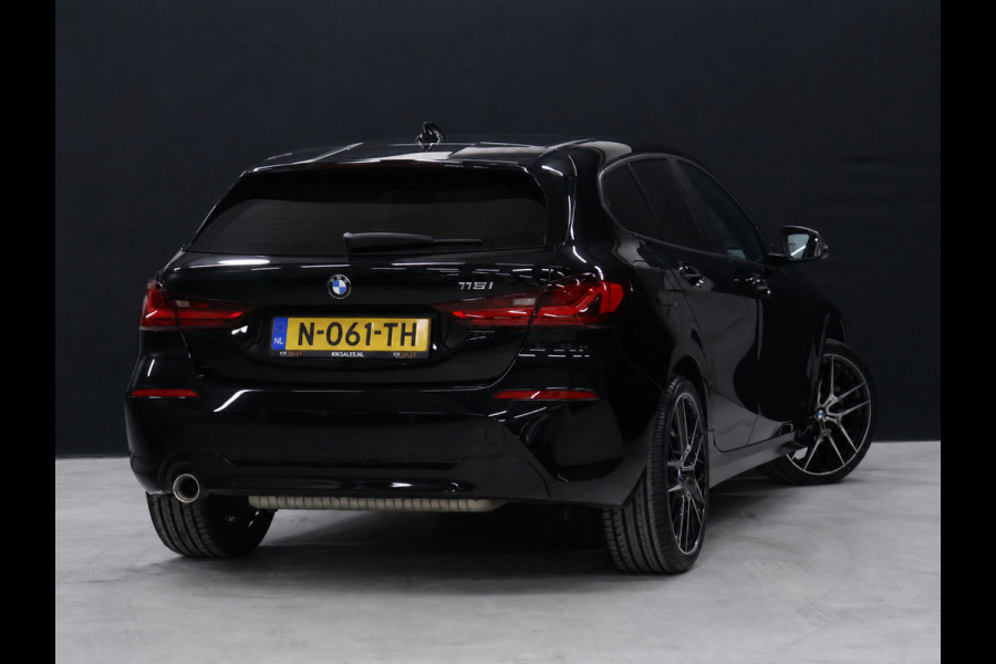 BMW 1-serie 116i Business Edition [APPLE CARPLAY, ANDROID, PDC RONDOM, LED, DIGITAL, DASH, CRUISE CONTROL, CLIMATE CONTROL, NIEUWSTAAT]