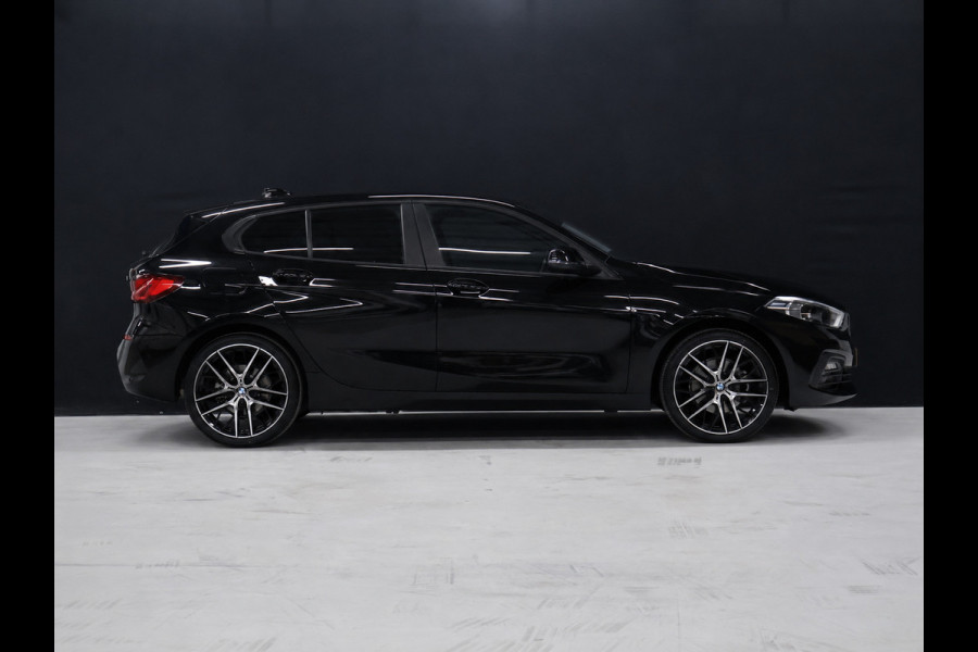 BMW 1-serie 116i Business Edition [APPLE CARPLAY, ANDROID, PDC RONDOM, LED, DIGITAL, DASH, CRUISE CONTROL, CLIMATE CONTROL, NIEUWSTAAT]