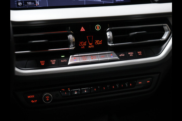 BMW 1-serie 116i Business Edition [APPLE CARPLAY, ANDROID, PDC RONDOM, LED, DIGITAL, DASH, CRUISE CONTROL, CLIMATE CONTROL, NIEUWSTAAT]