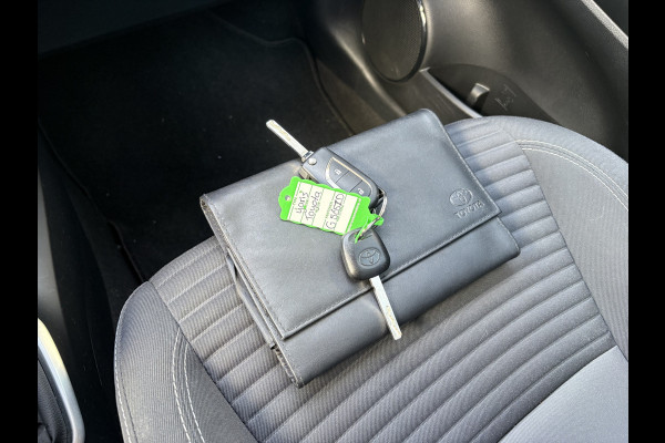 Toyota Yaris 1.0 VVT-i Connect 5-drs. CAMERA/CARPLAY/AIRCO/15INCH