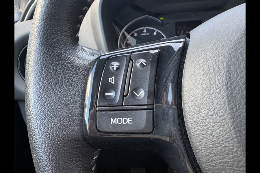Toyota Yaris 1.0 VVT-i Connect 5-drs. CAMERA/CARPLAY/AIRCO/15INCH