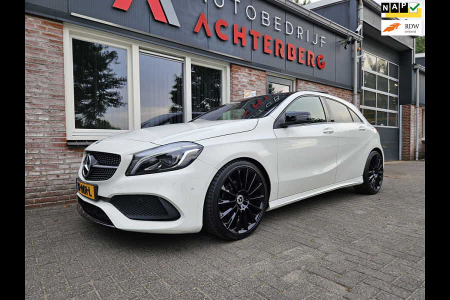 Mercedes-Benz A-Klasse 160 Sport Edition Panorama/Schuifdak! LED! 19INCH! NAP! Automaat! Mooie/Nette Auto!