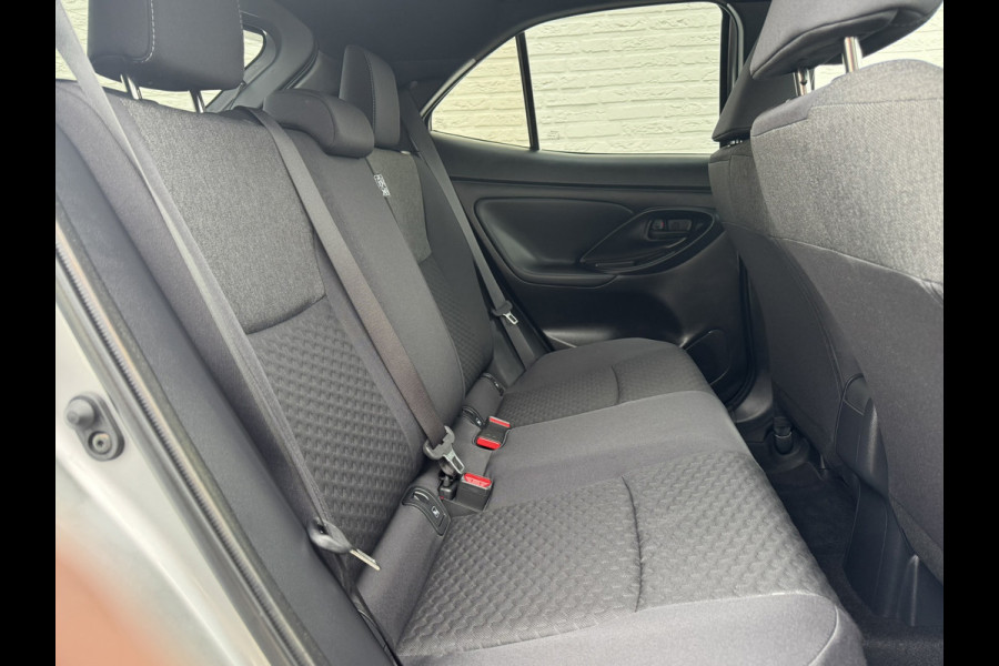 Toyota Yaris Cross 1.5 Hybrid 115 First Edition Camera Carplay Adaptive Cruise Stoel + Stuurverwarming