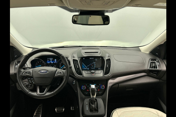Ford Kuga 1.5 EcoBoost Vignale | Trekhaak | Leder | Panorama | Adaptive-cruise | Stoelverwarming |