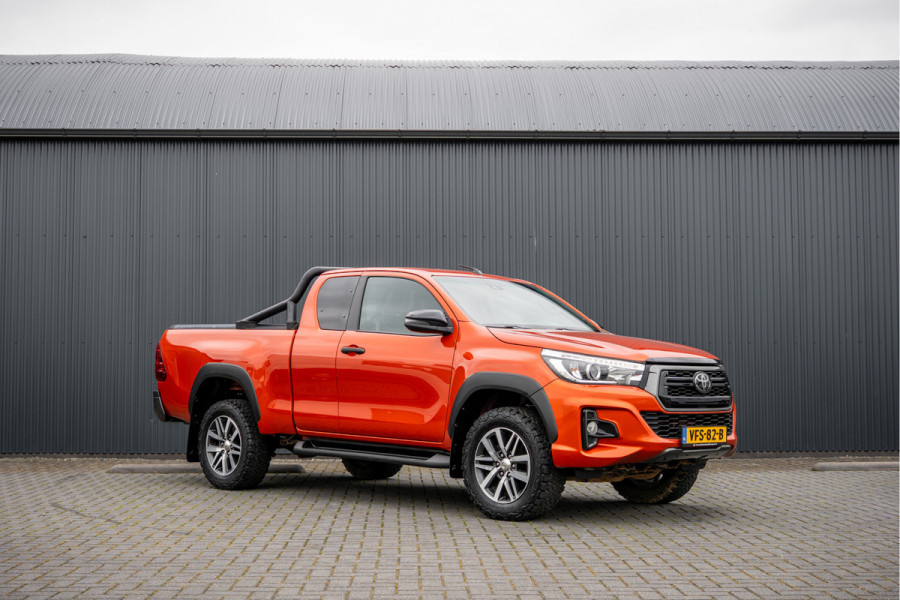 Toyota Hilux 2.4 D 4WD | 150 PK | LED | Camera | Cruise | Navi | Climatronic | Trekhaak