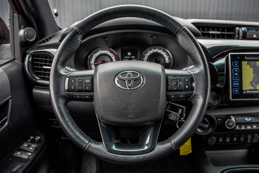 Toyota Hilux 2.4 D 4WD | 150 PK | LED | Camera | Cruise | Navi | Climatronic | Trekhaak