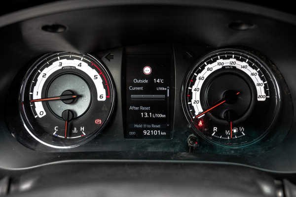 Toyota Hilux 2.4 D 4WD | 150 PK | LED | Camera | Cruise | Navi | Climatronic | Trekhaak