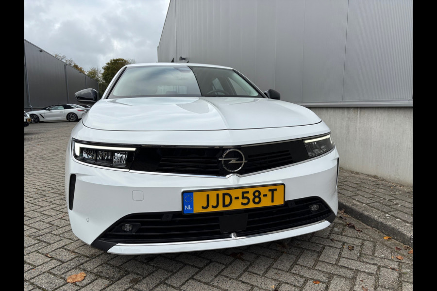 Opel Astra 1.6 Hybrid Edition Carplay