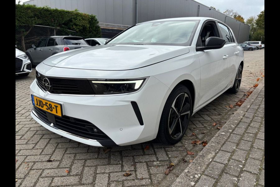 Opel Astra 1.6 Hybrid Edition Carplay