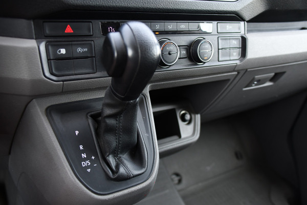 MAN TGE 3.180 35 2.0 L4H3 PB Edition Cruise, Camera, Carplay, 177pk, LED, Clima, Trekhaak, Automaat, Sensoren, Geveerde stoel, Uniek!