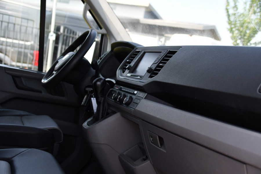 MAN TGE 3.180 35 2.0 L4H3 PB Edition Cruise, Camera, Carplay, 177pk, LED, Clima, Trekhaak, Automaat, Sensoren, Geveerde stoel, Uniek!