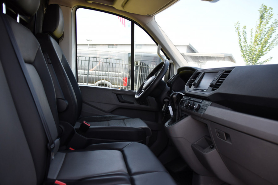 MAN TGE 3.180 35 2.0 L4H3 PB Edition Cruise, Camera, Carplay, 177pk, LED, Clima, Trekhaak, Automaat, Sensoren, Geveerde stoel, Uniek!