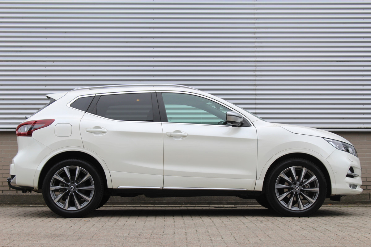Nissan QASHQAI 1.3 DIG-T 160PK Tekna + | BOSE | Panoramadak | Trekhaak | Leder | BLIS