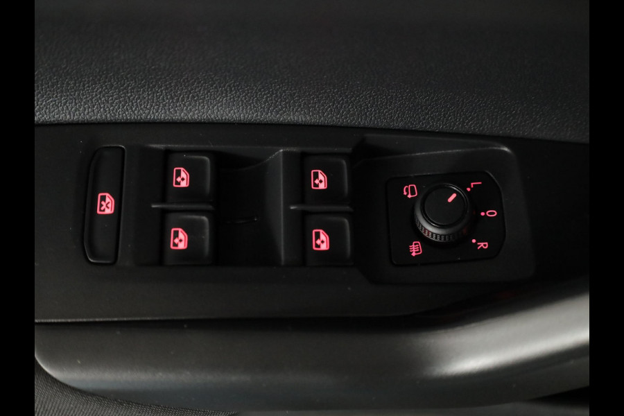 Volkswagen Polo 1.0 TSI Comfortline 95 pk | Navigatie | Parkeersensoren | Adaptieve cruise control | Apple Carplay/Android Auto |
