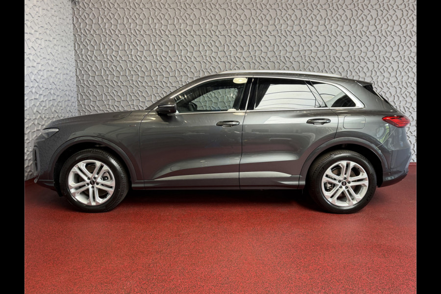 Audi Q5 2.0 TFSI E-HYBRID QUATTRO 300 PK S-EDITION PAS/DISPLAY PANO LEER 360CAM TREKHAAK MATRIXX LED ELEK.STOEL. S-LINE S LINE