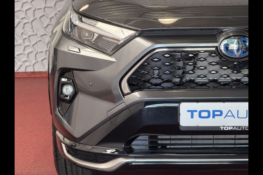Toyota RAV4 2.5 PHEV AWD 306PK | ☑️ Nieuwe auto ☑️ | 0 km 1500KG trekgew. | HUD | Camera | LED | Elek. klep | STUUR/STOELVERW. V+A PHEV PLUG IN