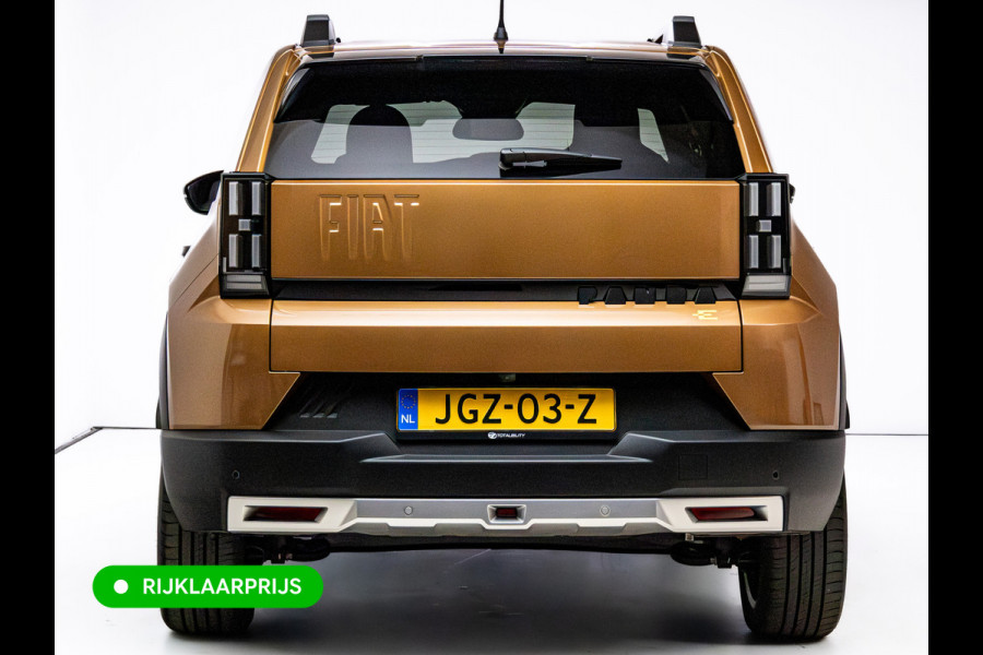 Fiat Grande Panda La Prima 11 kW 44 kWh | Tot 8 jr garantie! | Stoel-, Stuur- & Voorruitverw. | Cruise | Privacy glas | Led, Regensensor, Apple Carplay /  Android auto, Achteruitrijcamera