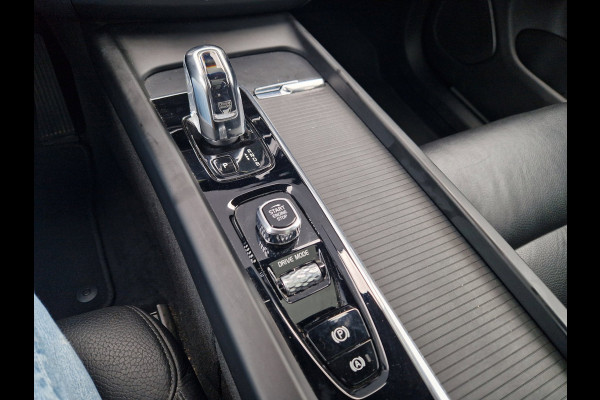 Volvo XC60 2.0 T8 Twin Engine AWD 2e Eig! /Trekhaak