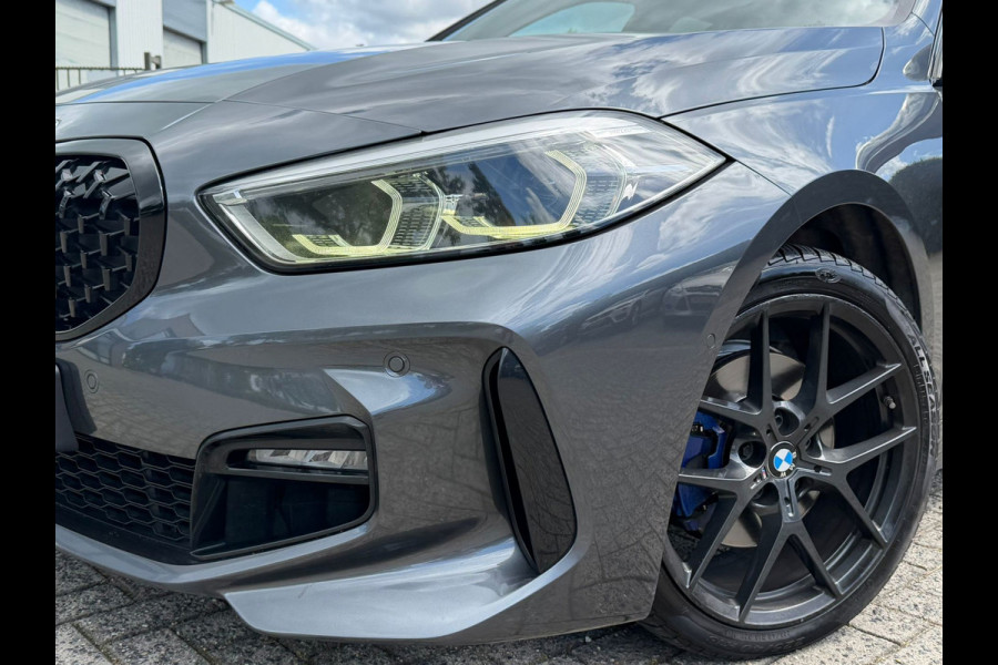 BMW 1-serie 118i M-sport pakket, panoramadak, achteruitrijcamera, Led verlichting,stoelverwarming