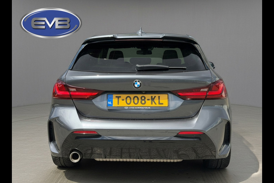 BMW 1-serie 118i M-sport pakket, panoramadak, achteruitrijcamera, Led verlichting,stoelverwarming