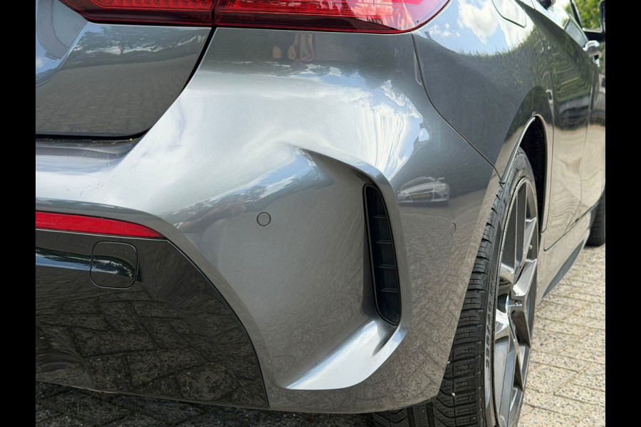 BMW 1-serie 118i M-sport pakket, panoramadak, achteruitrijcamera, Led verlichting,stoelverwarming