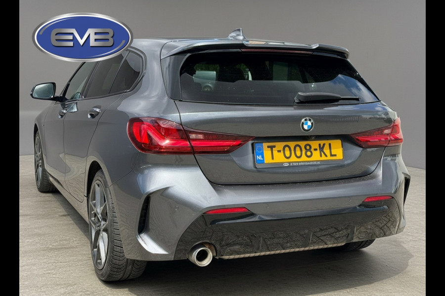 BMW 1-serie 118i M-sport pakket, panoramadak, achteruitrijcamera, Led verlichting,stoelverwarming