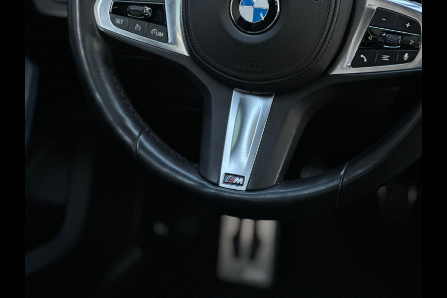 BMW 1-serie 118i M-sport pakket, panoramadak, achteruitrijcamera, Led verlichting,stoelverwarming