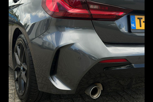 BMW 1-serie 118i M-sport pakket, panoramadak, achteruitrijcamera, Led verlichting,stoelverwarming