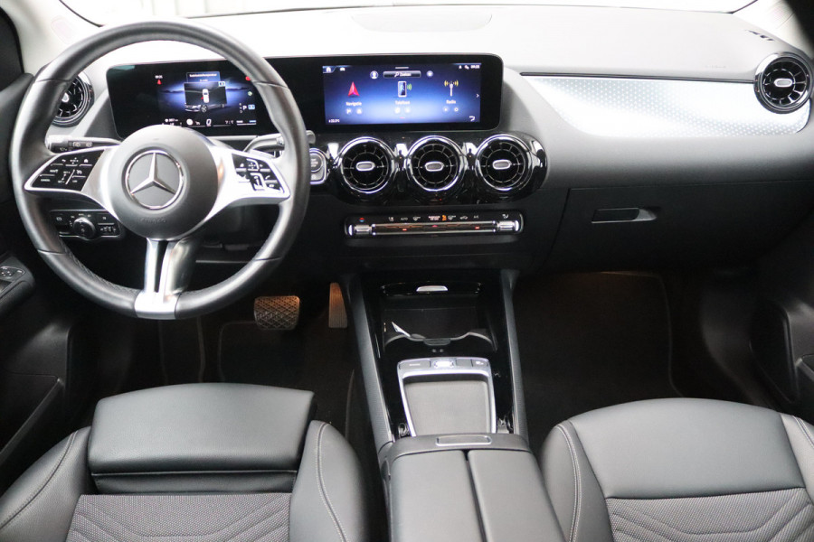 Mercedes-Benz B-Klasse 180 Automaat Mild-Hybrid Business Navigatie/Camera/Stoel-stuurverwarming